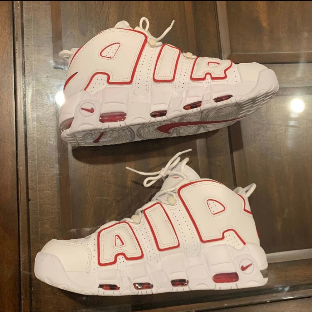 Air more Uptempo ‘white varsity